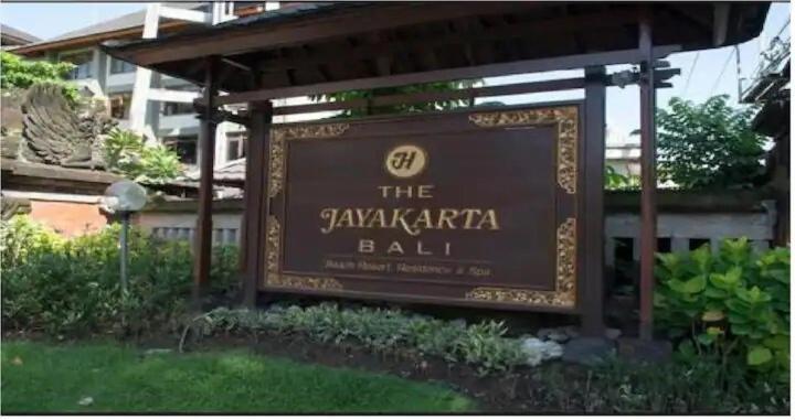 6236 Jayakarta * Seminyak (Bali)